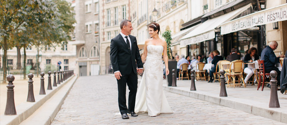 officiant,celebrant,wedding,Paris