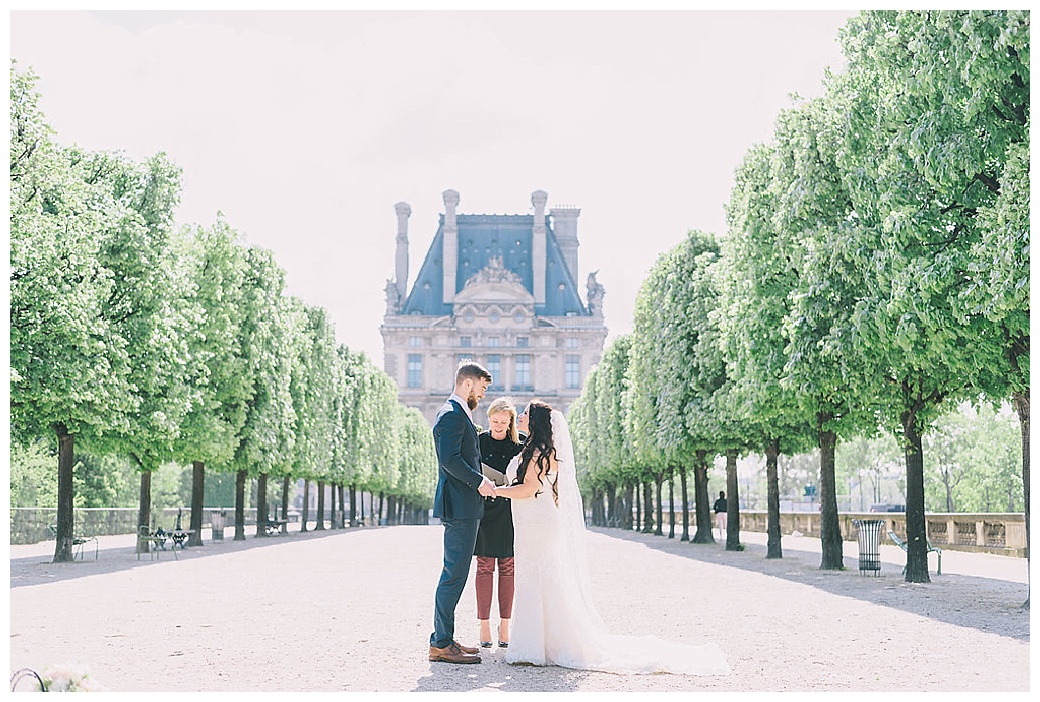 louvre paris, elope in paris, paris celebrant, paris officiant