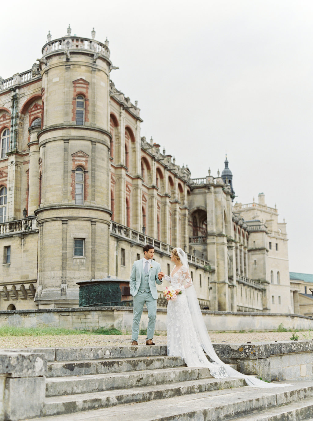 Chateau de Chantilly Elopement: A Magical Setting for Your